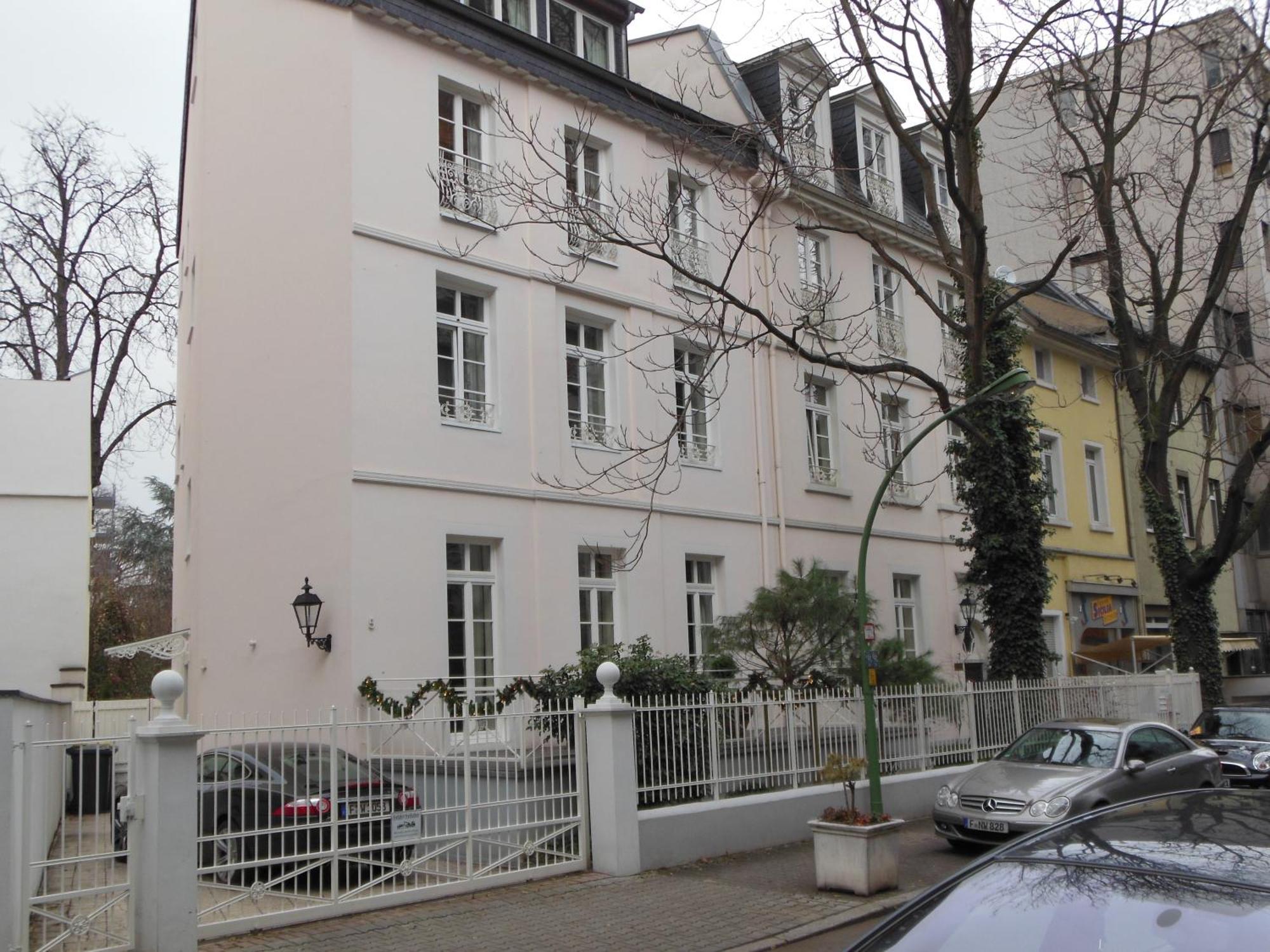 Dirazi Guesthouse & Apartments Gmbh 美因河畔法兰克福 外观 照片