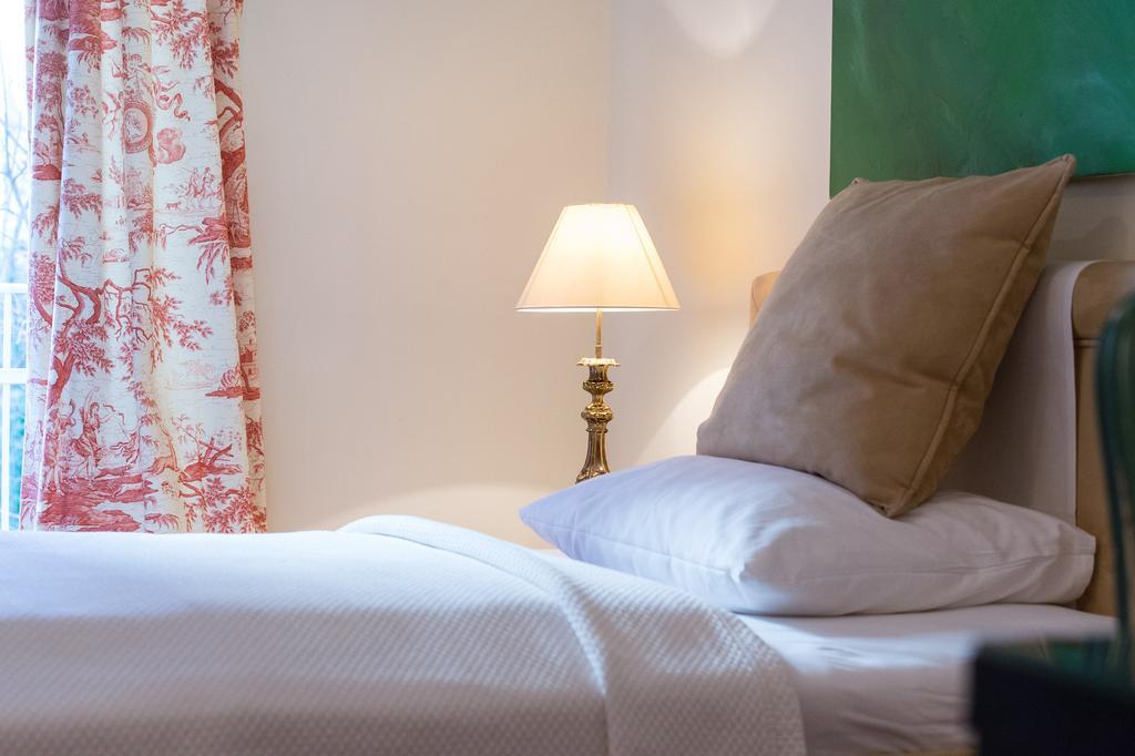 Dirazi Guesthouse & Apartments Gmbh 美因河畔法兰克福 外观 照片