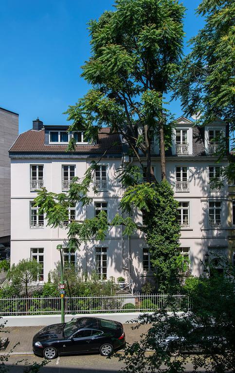 Dirazi Guesthouse & Apartments Gmbh 美因河畔法兰克福 外观 照片