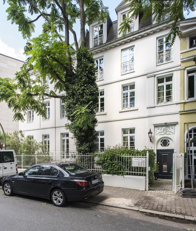 Dirazi Guesthouse & Apartments Gmbh 美因河畔法兰克福 外观 照片